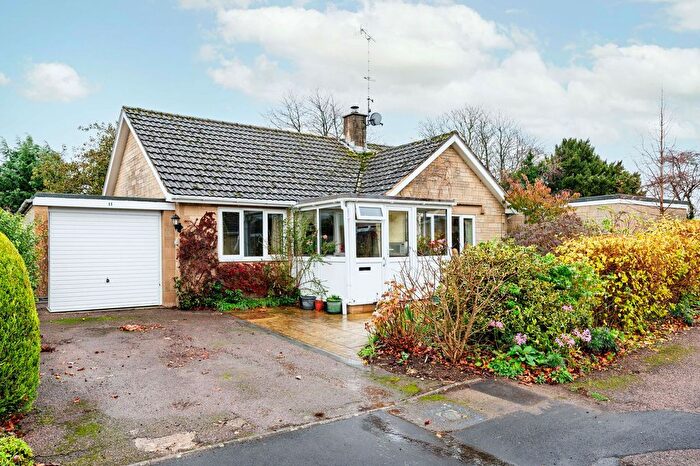 3 Bedroom Detached House For Sale In Jackson Road, Bledington, OX7