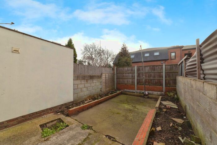 3 Bedroom Terraced House For Sale In Cranbourne Road, Leyton, London, E15