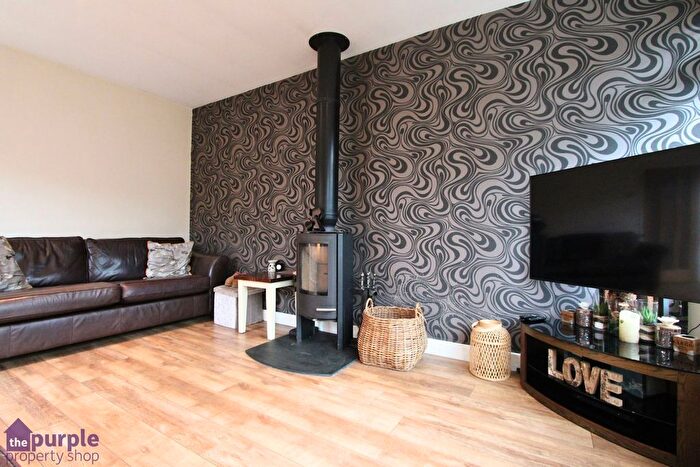 2 Bedroom Detached Bungalow For Sale In Staveley Avenue, Bolton, BL1