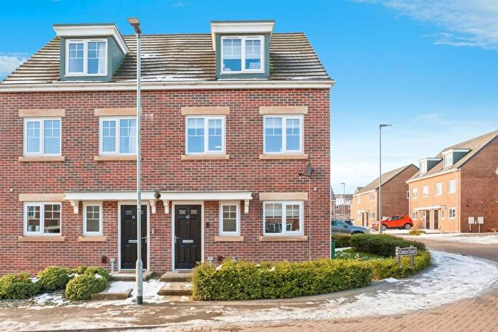 3 Bedroom End Of Terrace House To Rent In Milton Road, Wakefield, WF2