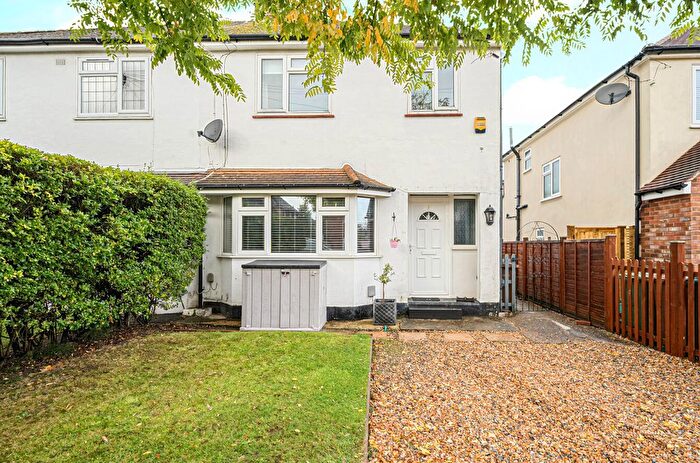 3 Bedroom Semi Detached House For Sale In Guildford, Surrey, GU2
