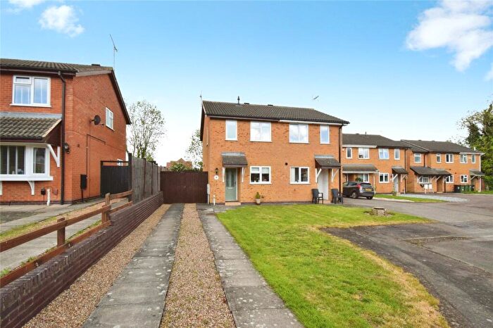 2 Bedroom Semi-Detached House For Sale In Turville Close, Wigston, Leicestershire, LE18