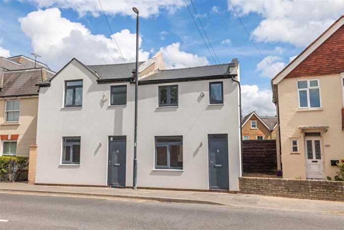 2 Bedroom Semi-Detached House For Sale In St Leonards Road, Windsor, SL4