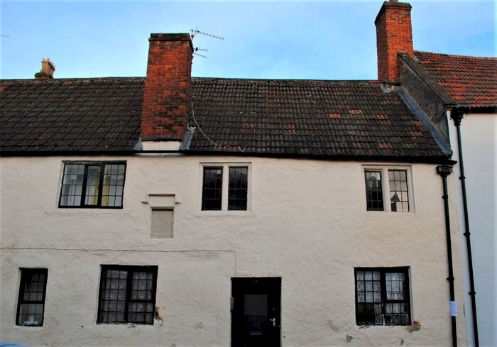1 Bedroom Flat To Rent In Chamberlain Street, Wells, Somerset, BA5