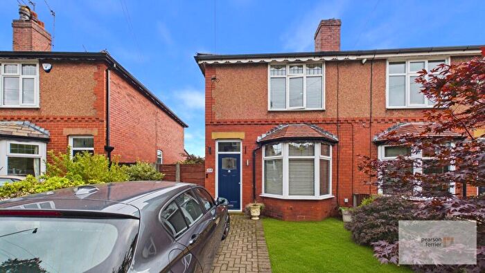 2 Bedroom Semi-Detached House For Sale In Holcombe Road, Greenmount, Bury, BL8