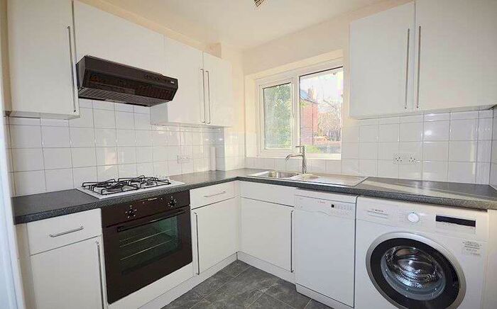 1 Bedroom Property To Rent In Waverley Road, London, N8