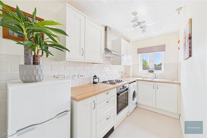 2 Bedroom Apartment For Sale In Wharf Court, Melksham, SN12