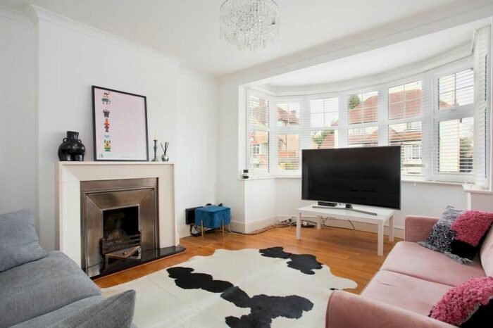 4 Bedroom Detached House To Rent In Bournehall Avenue, Bushey, WD23