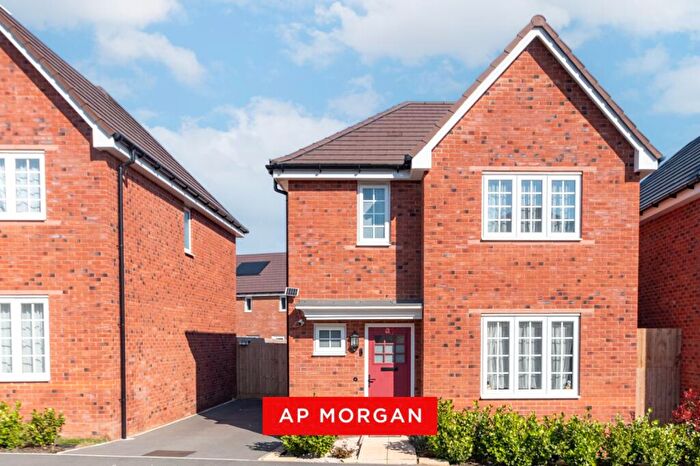 3 Bedroom Detached House For Sale In Blackwell Mews, Birmingham, West Midlands, B31