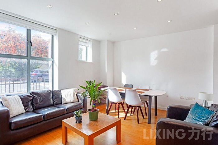 4 Bedroom Terraced House To Rent In Avonmore Road, Hammersmith, W14