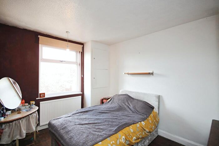 3 Bedroom Terraced House For Sale In Grangemouth Road, Coventry, CV6
