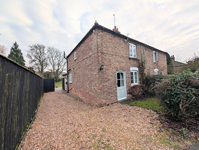 2 Bedroom Semi Detached House For Sale In Main Road, Beeslby, DN37