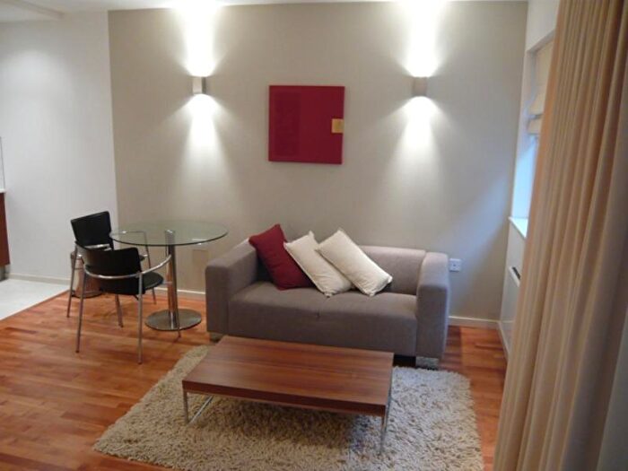 1 Bedroom Apartment To Rent In Lumiere, Castlefield, M15