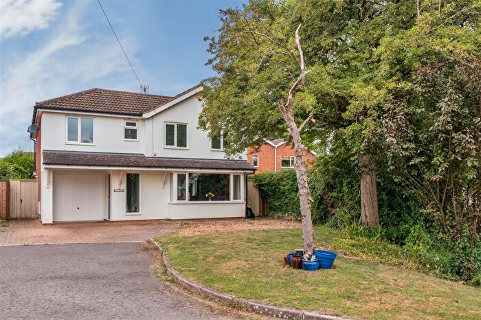 5 Bedroom Detached House For Sale In Green End, Renhold, MK41