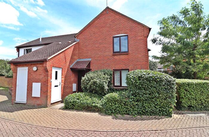 1 Bedroom Apartment For Sale In House Lane, Sandridge, St. Albans, AL4