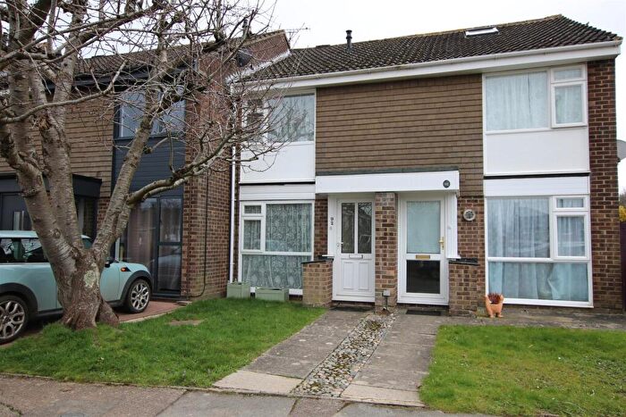 Detached House To Rent In Beech Road, Horsham, West Sussex, RH12