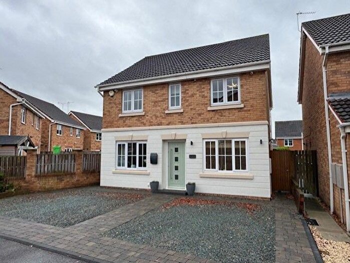 4 Bedroom Detached House For Sale In Caddon Avenue, South Elmsall, WF9