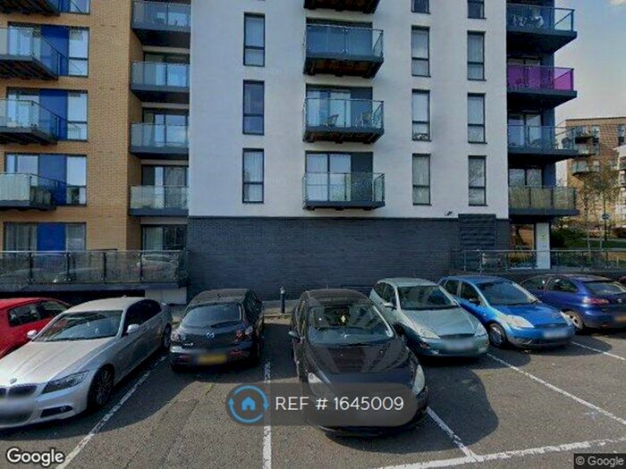2 Bedroom Flat To Rent In Adana Building, London, SE13
