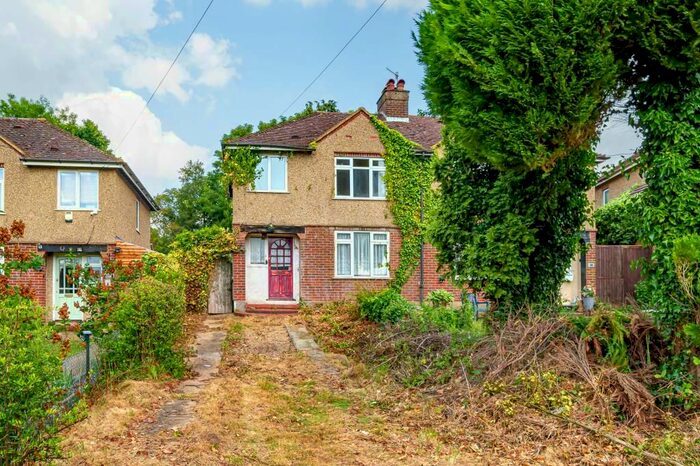 2 Bedroom Semi-Detached House For Sale In Abbots Langley, Hertfordshire, WD5