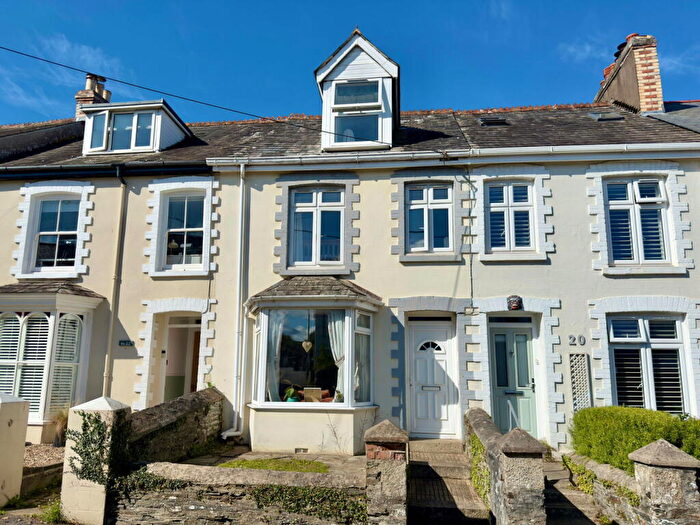 3 Bedroom Terraced House For Sale In Trevanion Road, Wadebridge, PL27