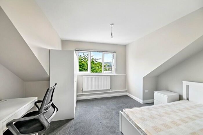 4 Bedroom House To Rent In Shoreham Street, Sheffield, S2