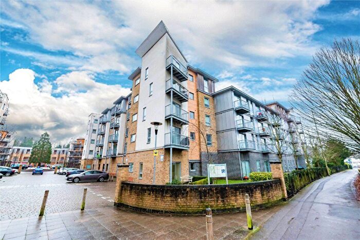 1 Bedroom Flat To Rent In Brand House, Coombe Way, GU14