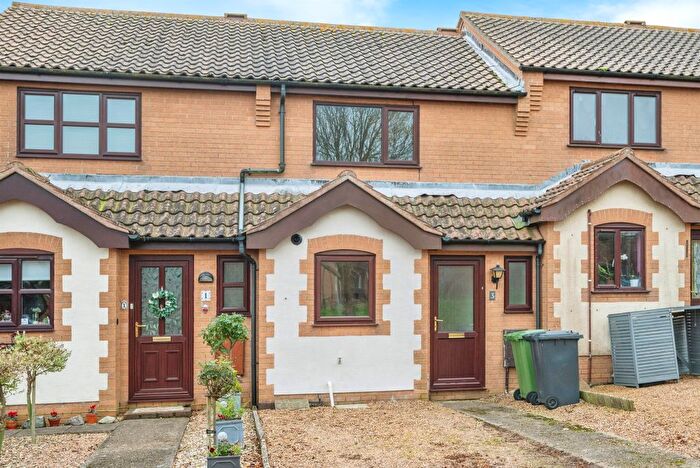 2 Bedroom Terraced House For Sale In Lancaster Rise, Mundesley, Norwich, NR11