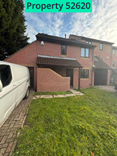 4 Bedroom End Of Terrace House To Rent In Woodley Headland, Peartree Bridge, Milton Keynes, MK6