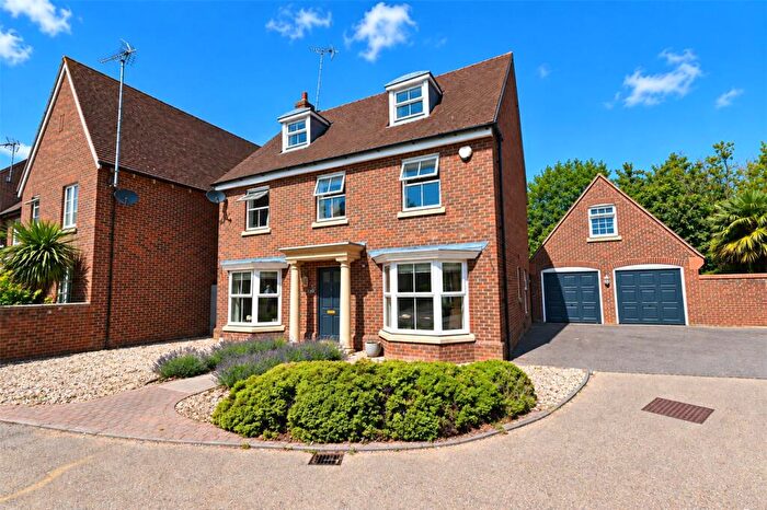 5 Bedroom Detached House To Rent In Otterbourne Walk, Sherfield Park, Sherfield On Loddon, Hook, RG27