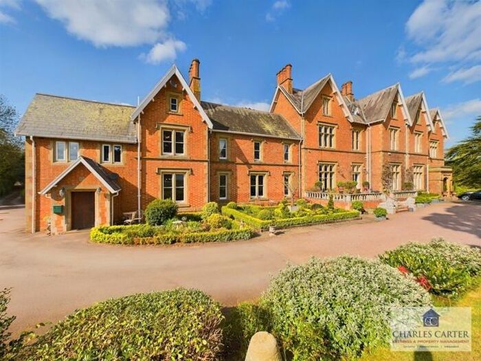 3 Bedroom Cottage To Rent In Aymestrey Court, Bromyard Road, Worcester, WR2