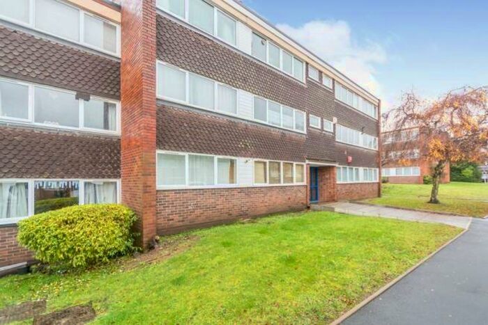 2 Bedroom Apartment To Rent In Cedarhurst, Tennal Road, Harborne, Birmingham, B32