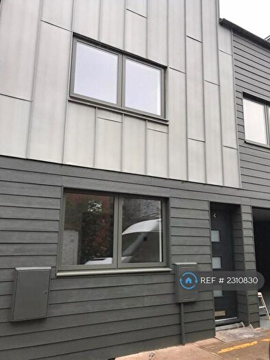 2 Bedroom Terraced House To Rent In Tripps Mews, Manchester, M20