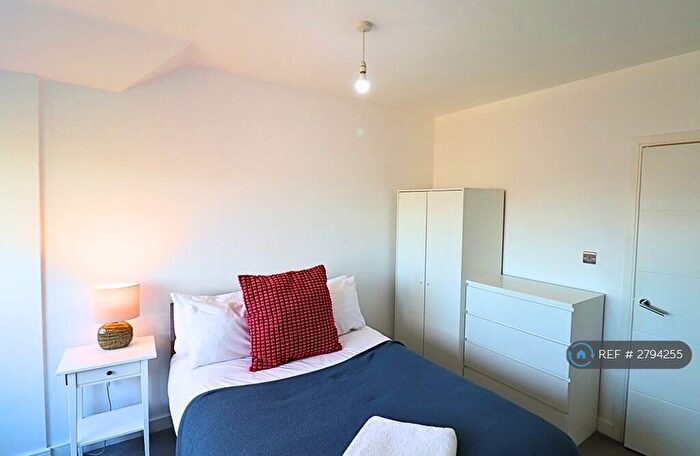 3 Bedroom Penthouse To Rent In Hibbert House, Maidenhead, SL6