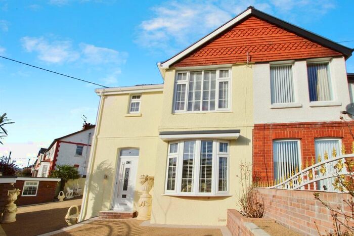 3 Bedroom Semi-Detached House For Sale In Wentloog Road, Rumney, Cardiff, CF3