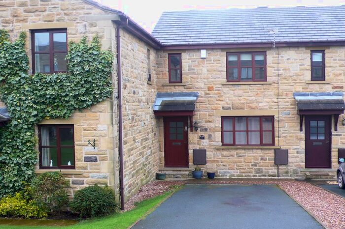 2 Bedroom Terraced House To Rent In Park Avenue, Shelley, Huddersfield, HD8