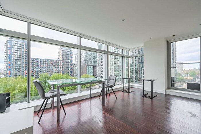 2 Bedroom Flat For Sale In Pan Peninsula, Canary Wharf, London, E14