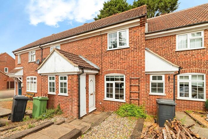 2 Bedroom Terraced House For Sale In The Paddocks, Potton, Sandy, Bedfordshire, SG19