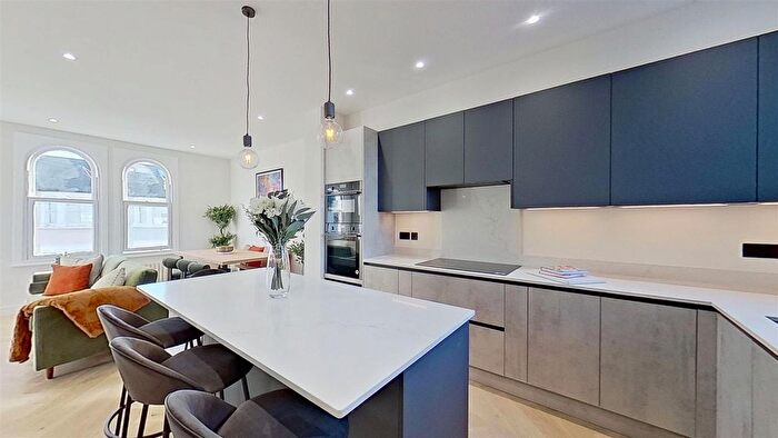 3 Bedroom Flat For Sale In Trewint Street, London, SW18