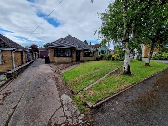 2 Bedroom Detached Bungalow To Rent In Orchard Rise, Blythe Bridge, Stoke-on-Trent, ST11