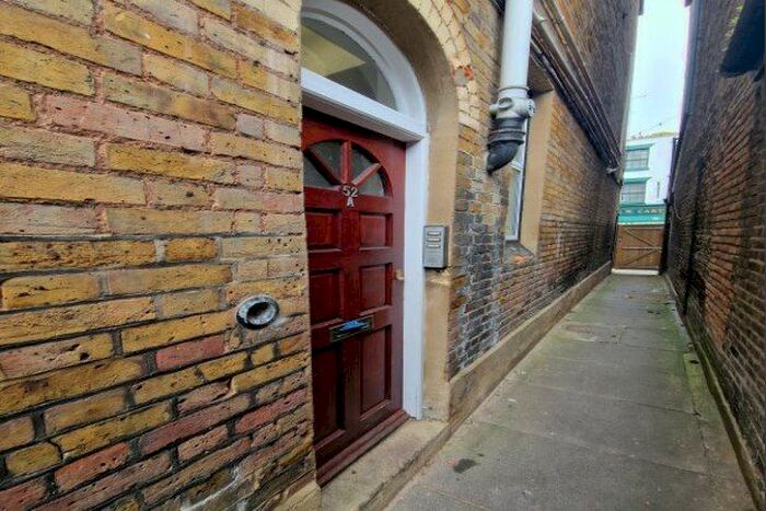2 Bedroom Flat To Rent In A Queen Street, Ramsgate, CT11