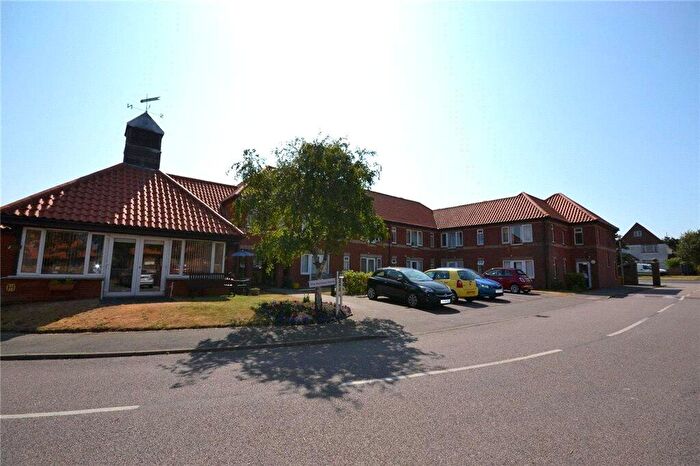 Studio For Sale In Hall Crescent, Holland-on-Sea, Clacton-on-Sea, CO15