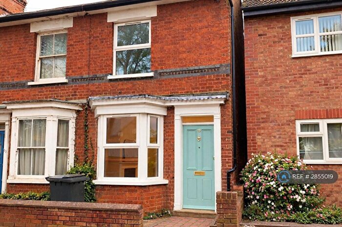 2 Bedroom End Of Terrace House To Rent In Bassett Road, Leighton Buzzard, LU7