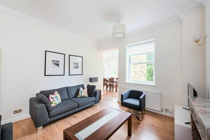 2 Bedroom Flat To Rent In Lexham Gardens, Kensington, London, W8