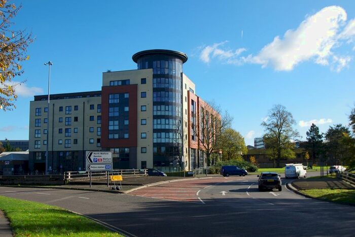 1 Bedroom Flat To Rent In St Albans Road, Watford, WD17