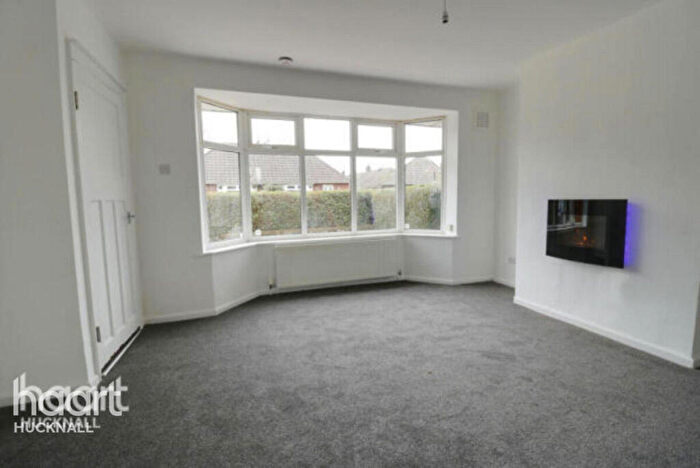 3 Bedroom Semi-Detached House For Sale In Laughton Crescent, Nottingham, NG15