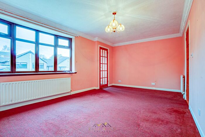 2 Bedroom Detached Bungalow For Sale In Aspen Close, Killamarsh, Sheffield, S21