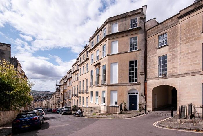 2 Bedroom Apartment To Rent In Park Street, Bath, BA1