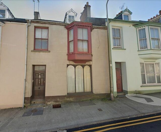 Houses for sale & to rent in SA72 9AE, Pembroke Dock Central Pembroke Dock