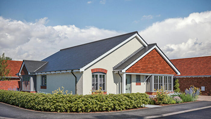 3 Bedroom Detached Bungalow For Sale In Ringwood Road, Alderholt, Fordingbridge, SP6