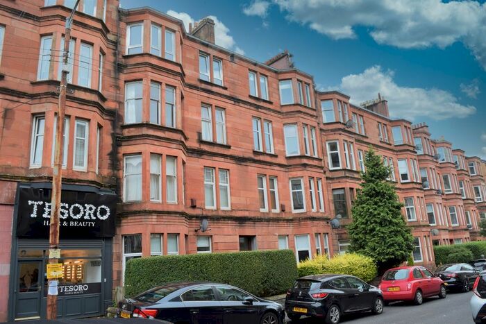 2 Bedroom Flat To Rent In Skirving Street, Shawlands, Glasgow, G41